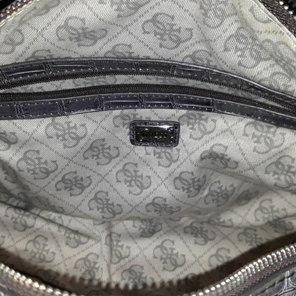 Guess Leopard Purse - Picture 5 of 7